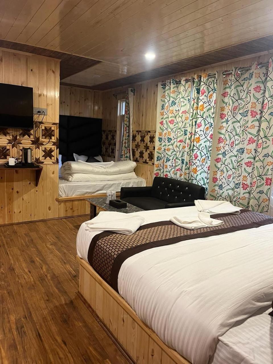 Pine Palace Resort Pahalgām 외부 사진